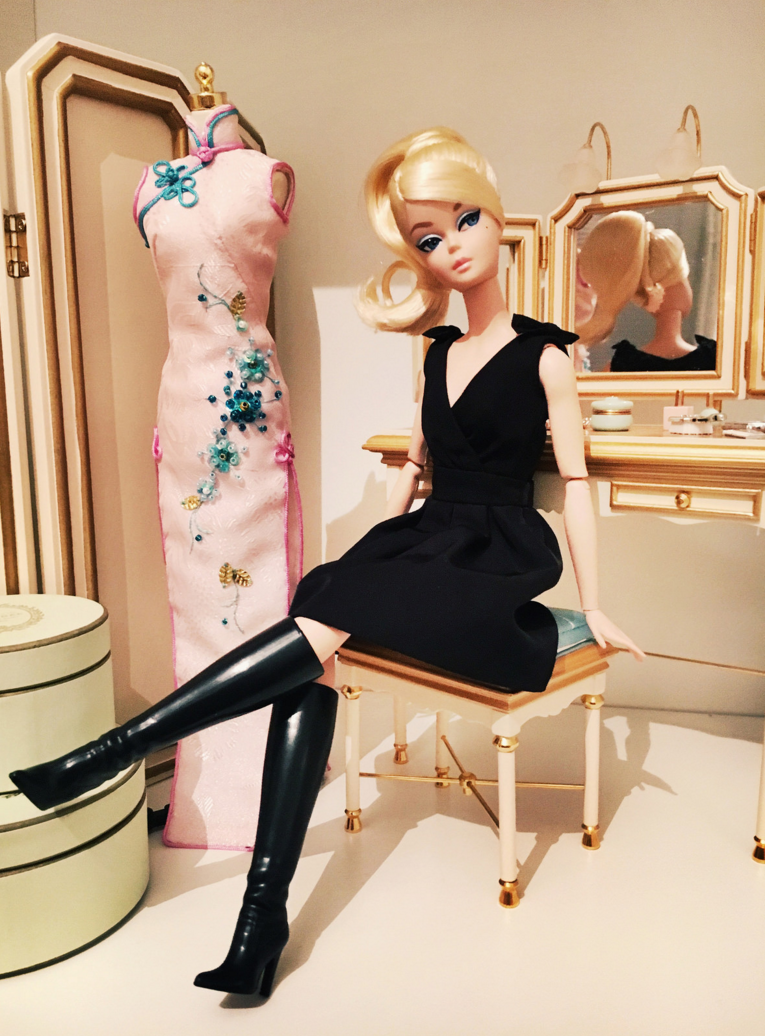 Uncategorized Dutch Fashion Doll. barbie signature fashion classic black dr...